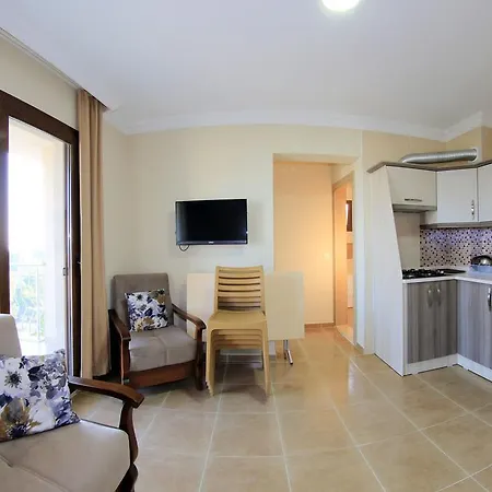 Lebedos 1 古穆杜尔